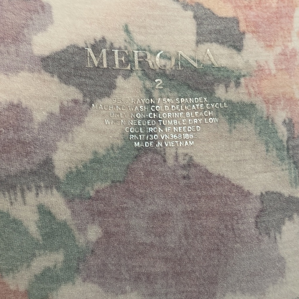 Merona Ruffle Detail Tank 2x - Picture 2 of 5
